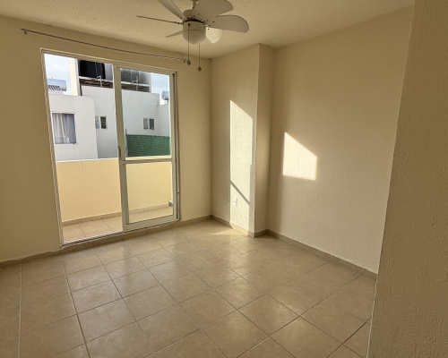 Santiago de Querétaro Blvrd Peña Flor 891, Querétaro, 3 Habitaciones Habitaciones, ,2.5 BathroomsBathrooms,Casa,En Renta,Blvrd Peña Flor 891,1610